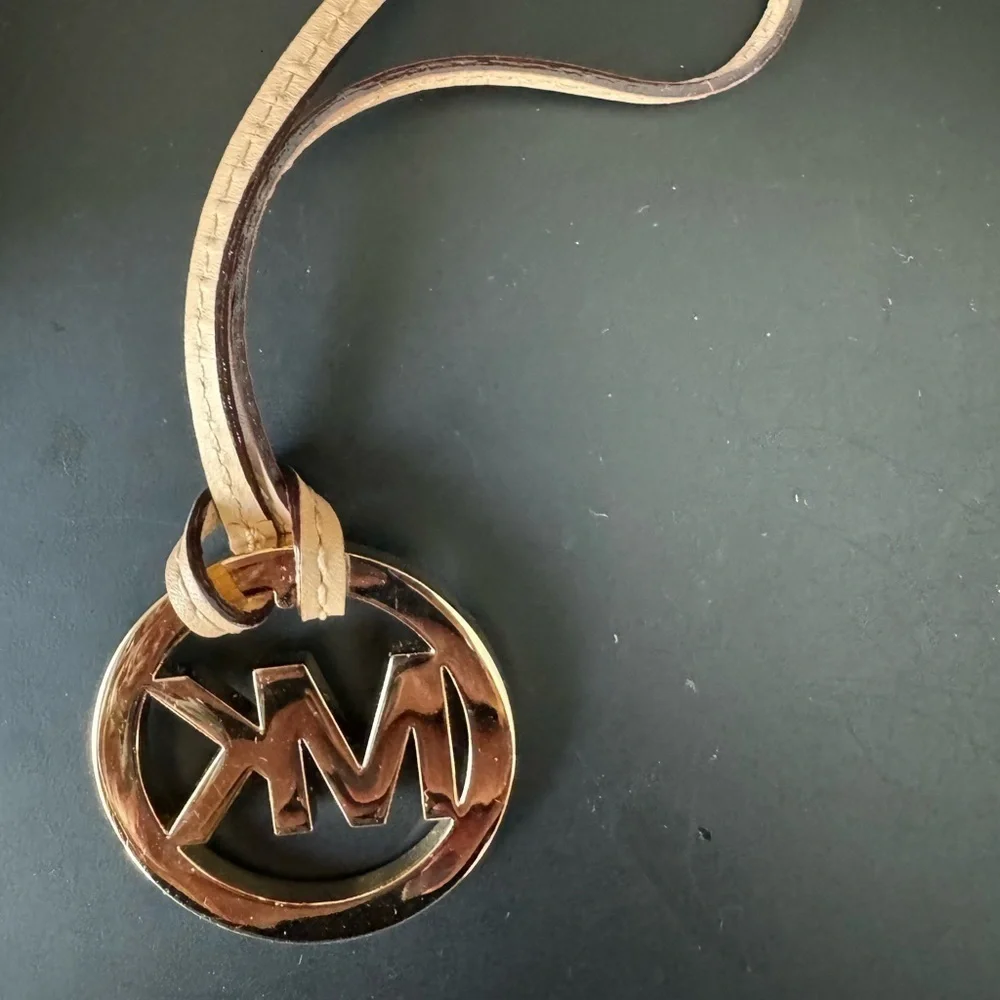 Michael Kors Medallion With Beige Leather Strap Bag‎ Accessory